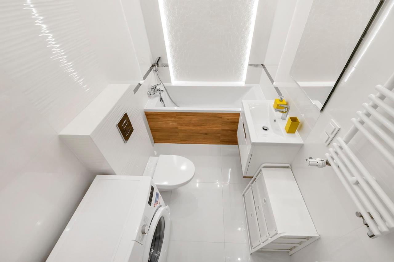 Lumina Deluxe Warsaw Apartment ภายนอก รูปภาพ